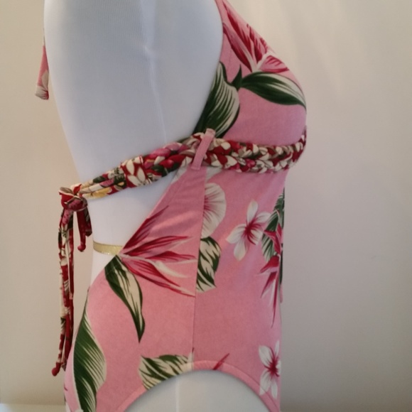 Lucky Brand Floral open V swimsuit. - Picture 6 of 8